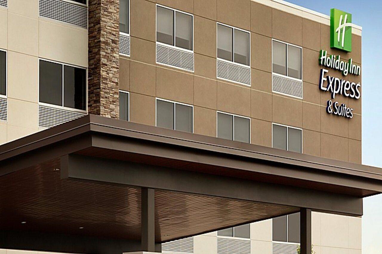 Holiday Inn Express & Suites - Savannah W - Chatham Parkway By Ihg Exterior photo
